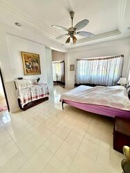 Happy Gardens (D13), Semi-Detached #549536621